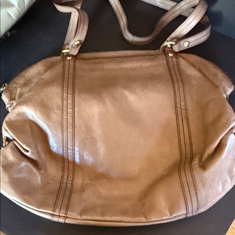 Classic Tan Leather Shoulder Bag - Women's Tote